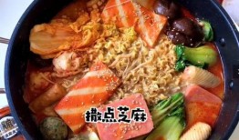 外卖小哥爆料骨头汤视频,揭秘网红骨头汤背后的真相！