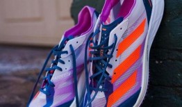 近期跑鞋爆料事件新闻视频,揭秘近期行业热点事件